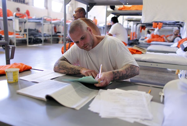 Trại giam quá tải ảnh 12 Trai giam qua tai anh 12