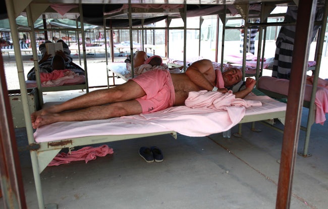 Trai giam khet tieng anh 4