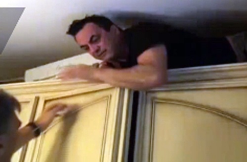 Bat trum mafia trong can phong bi mat hinh anh