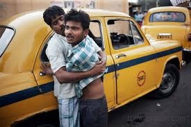 Suyt nua may giet chung tao hinh anh