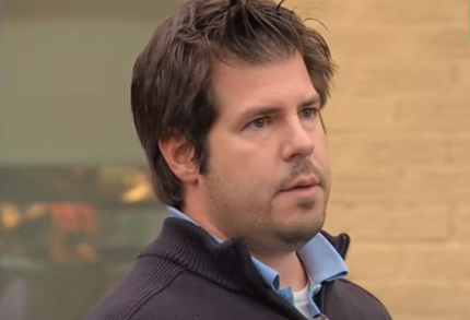 Bong dung muon khoc vi cho dau xe hinh anh