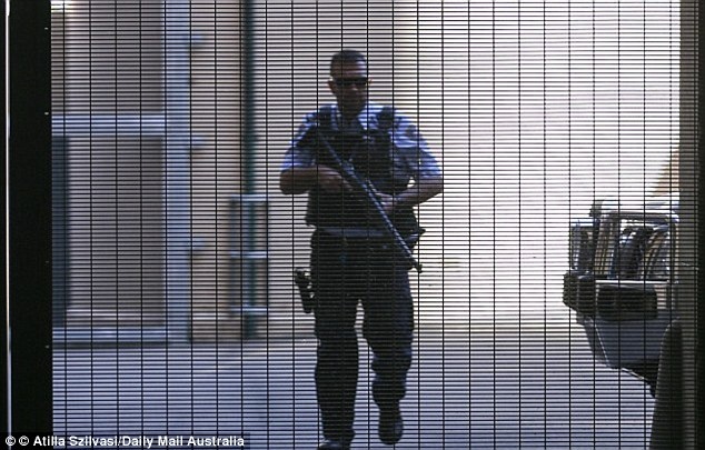 Tội phạm nguy hiểm ảnh 4 Toi pham nguy hiem anh 4