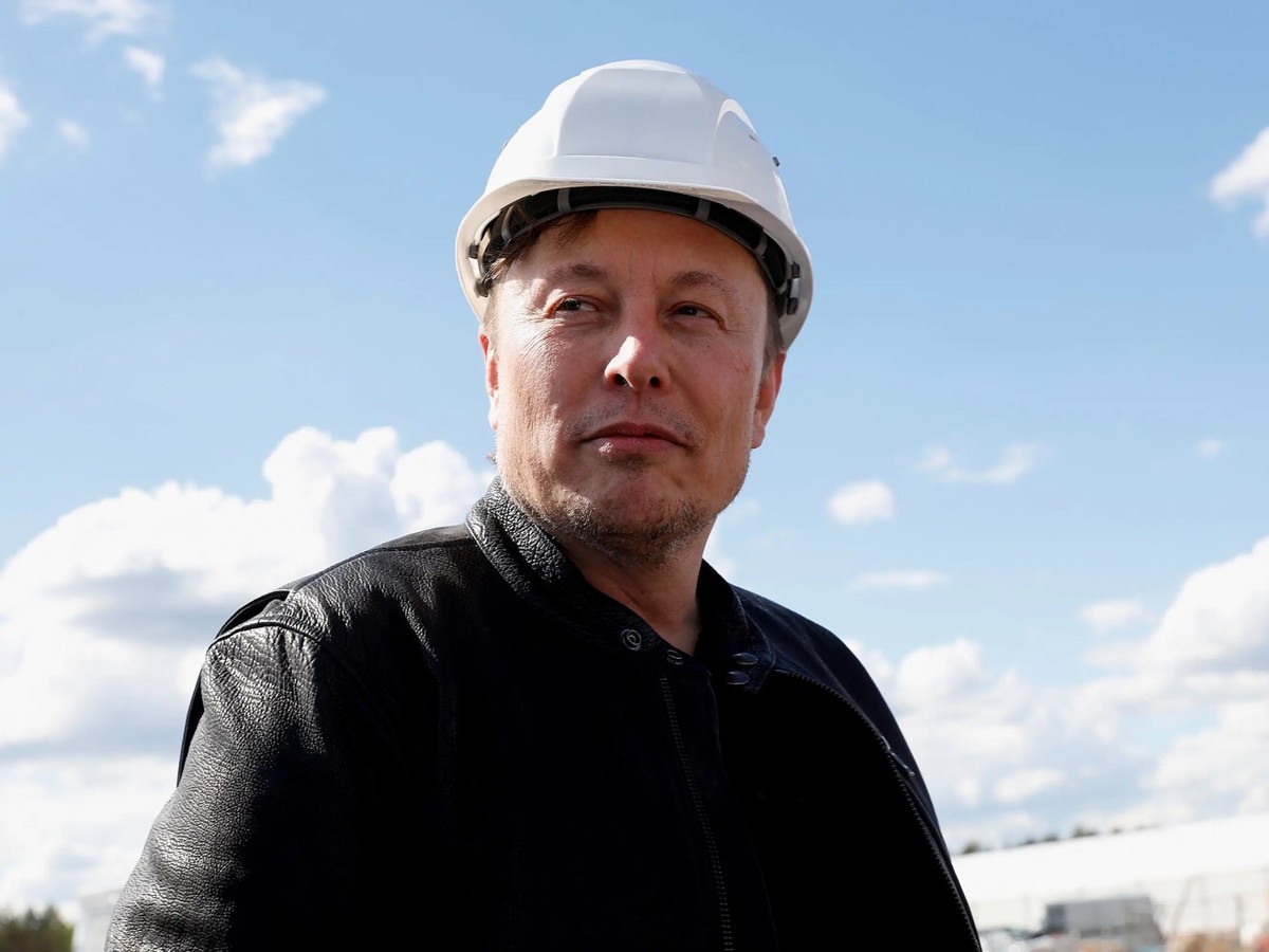 Elon Musk song o dau sau khi ban het nha? hinh anh