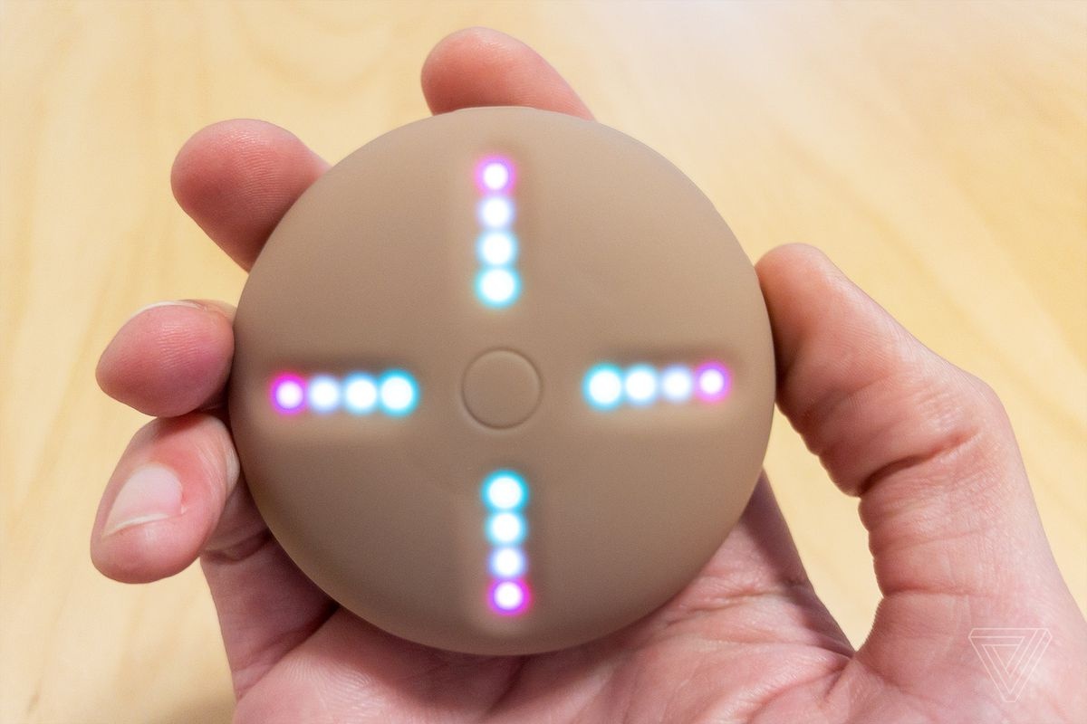 Kanye West tu choi 100 trieu USD cua Apple vi mot thiet bi nho hinh anh