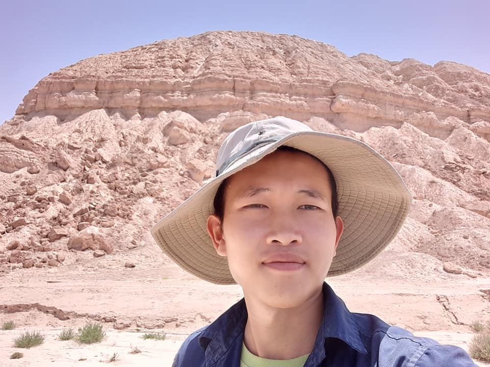 Tu nghiep sinh nguoi Viet thu hoach dua hau tai Isarel anh 1