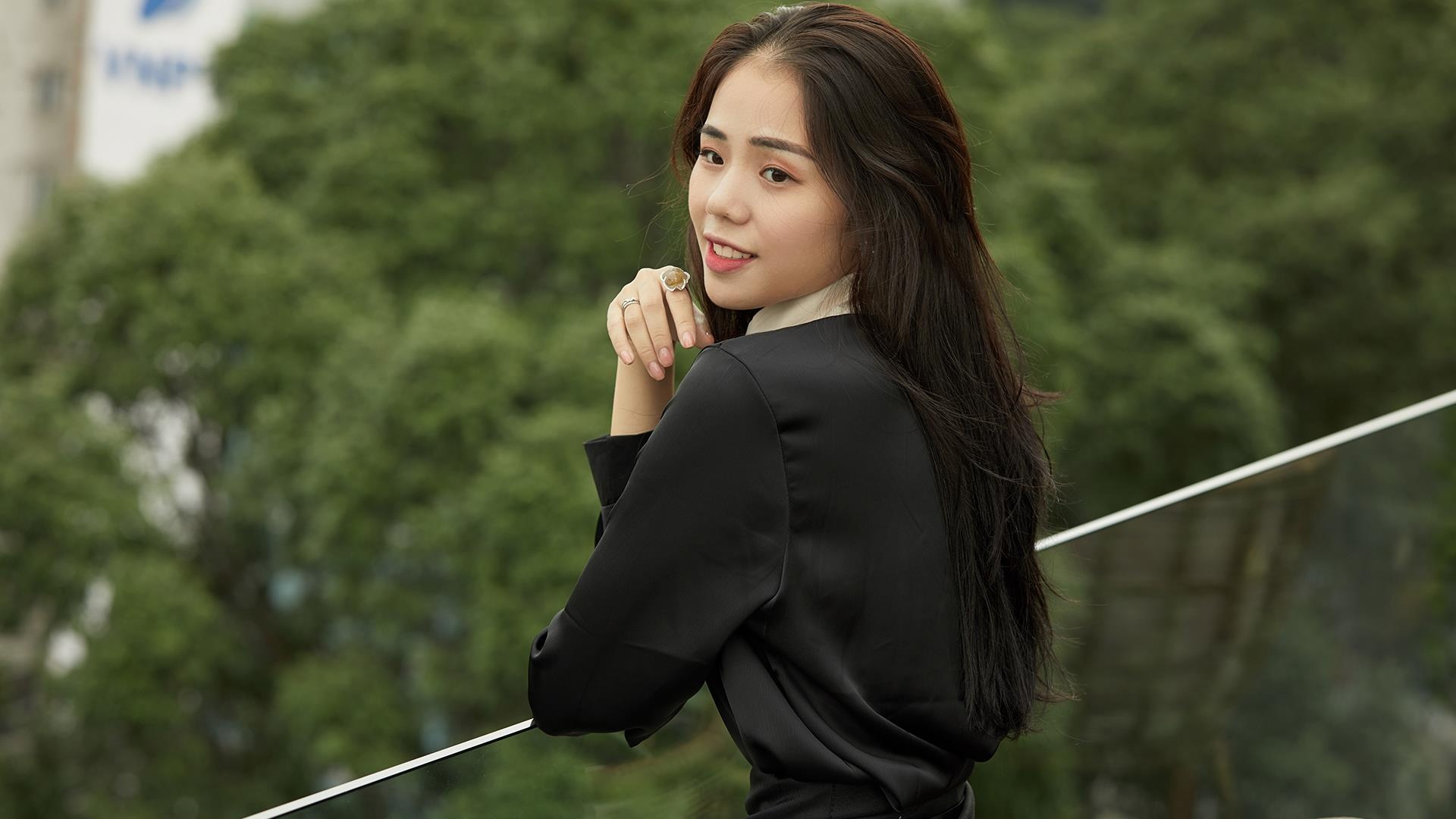 Huong Ly: ‘Ton thuong vi bi noi chi la hien tuong cover’ hinh anh