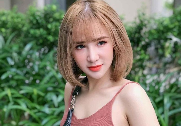 Qua khu bi bau show phan biet doi xu cua nu ca si hinh anh