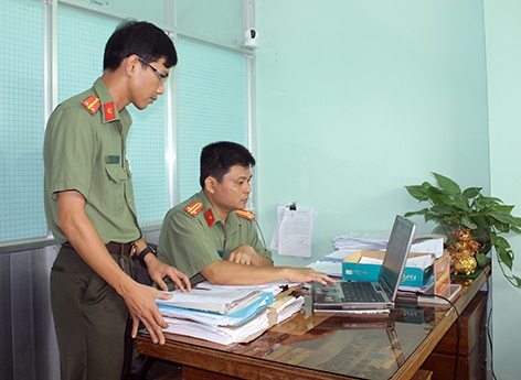 Chuyen bat nhom da ga an tien tu tin bao Zalo cua nguoi dan hinh anh