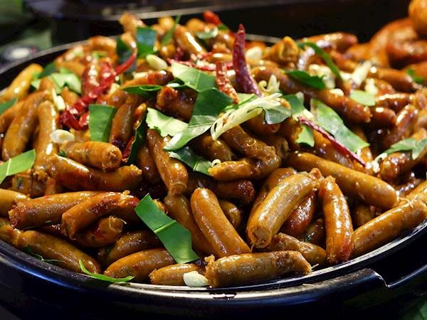 Mon xuc xich nuong lam tu thit da dieu hinh anh