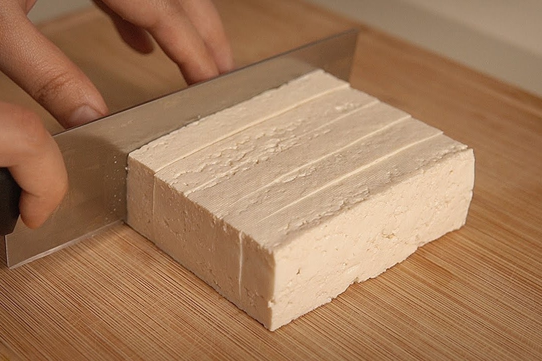 Huong dan lam dau phu chien gion voi sot xi dau cay hinh anh