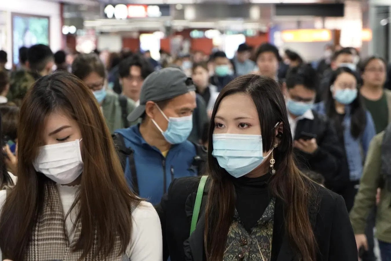 Duong pho Vu Han dong duc sau mot tuan do lenh phong toa hinh anh