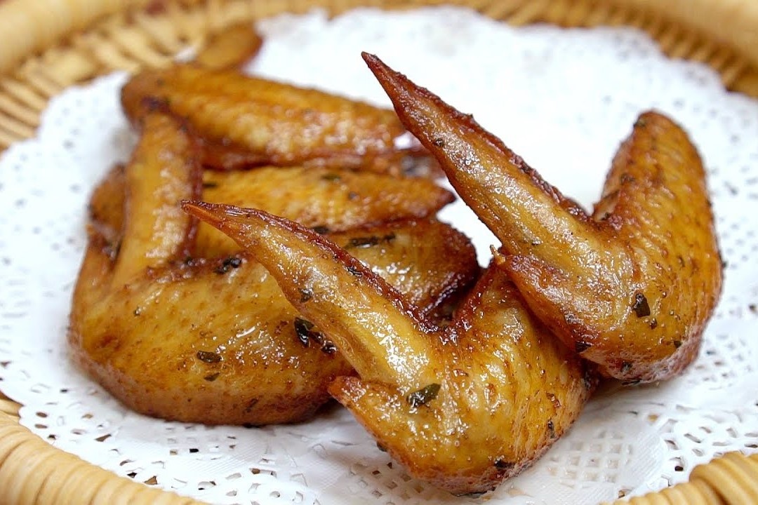 Cong thuc uop va chien canh ga voi ngu vi huong, la hung hinh anh