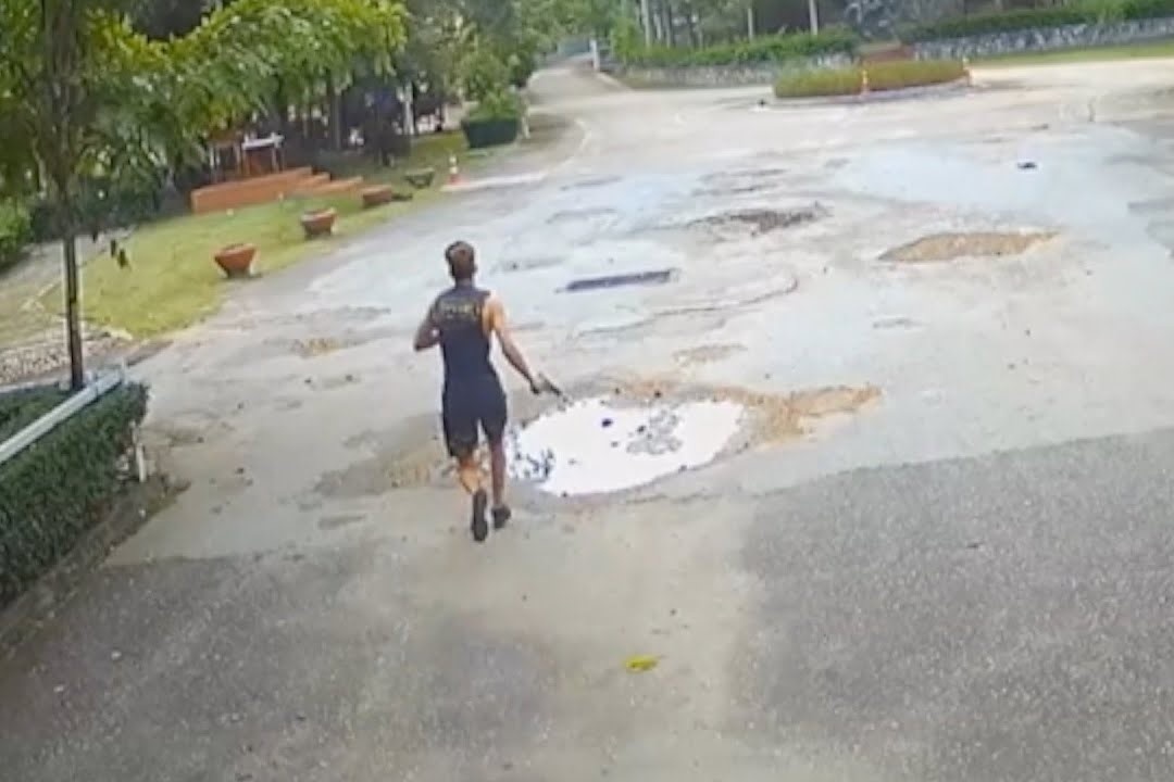 Du khach nguoi My chet sau khi lay trom sung o Thai Lan hinh anh