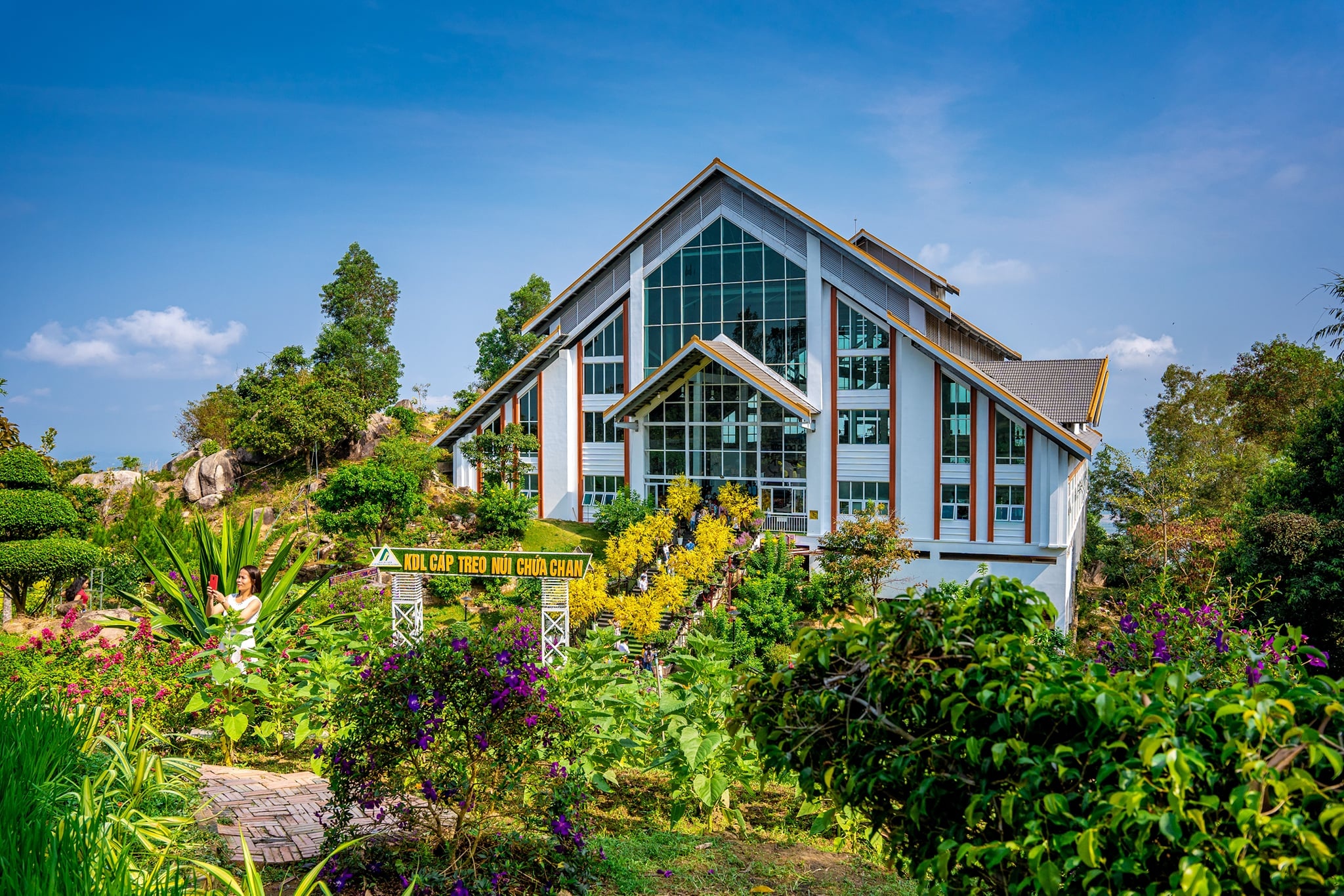 y nghia ten nui Chua Chan anh 7