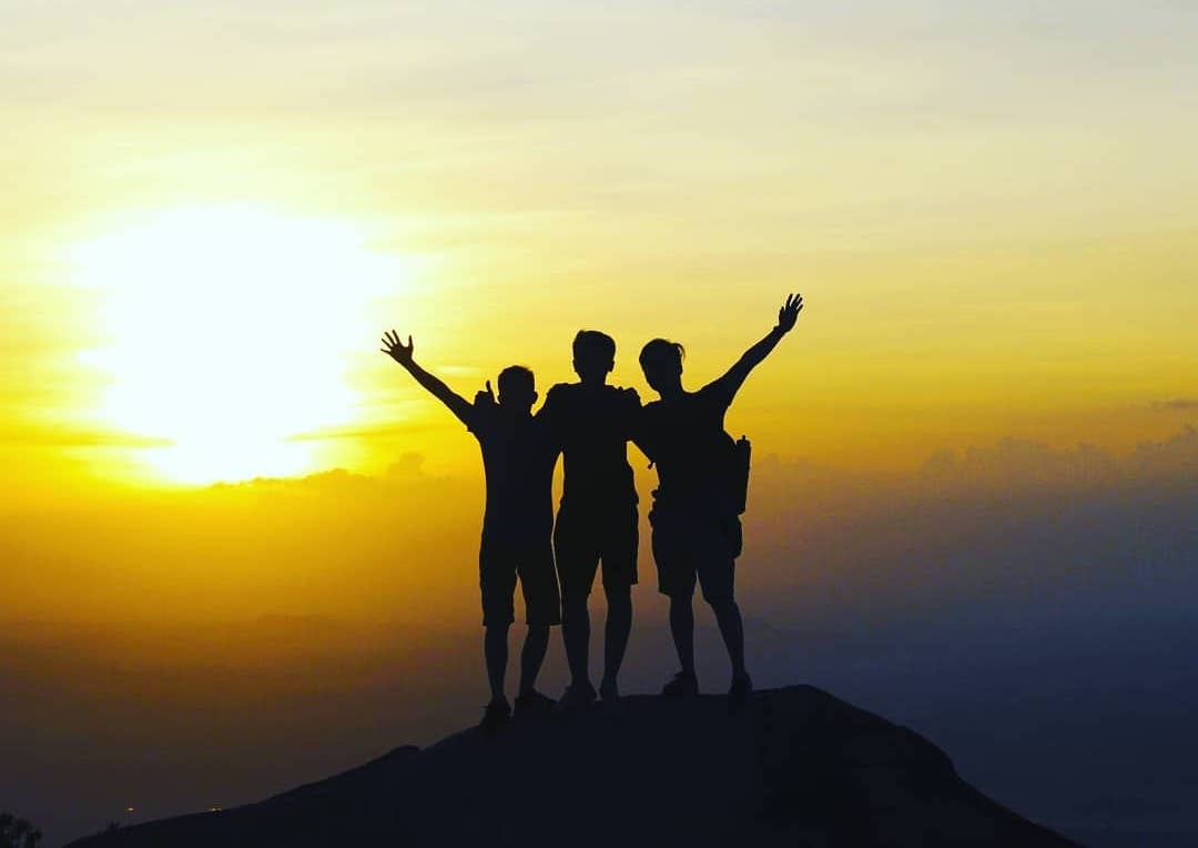 Y nghia ten goi nui Chua Chan hinh anh