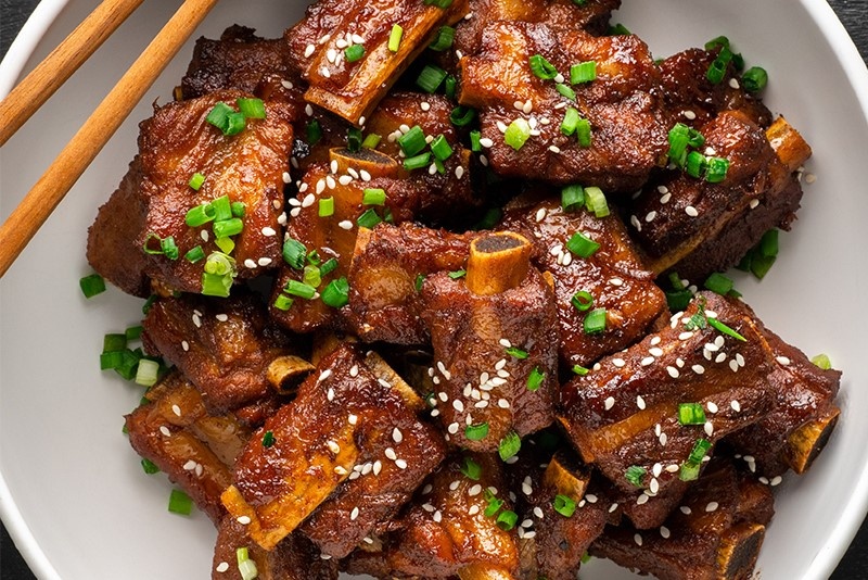 Cach rim suon heo dam vi hinh anh