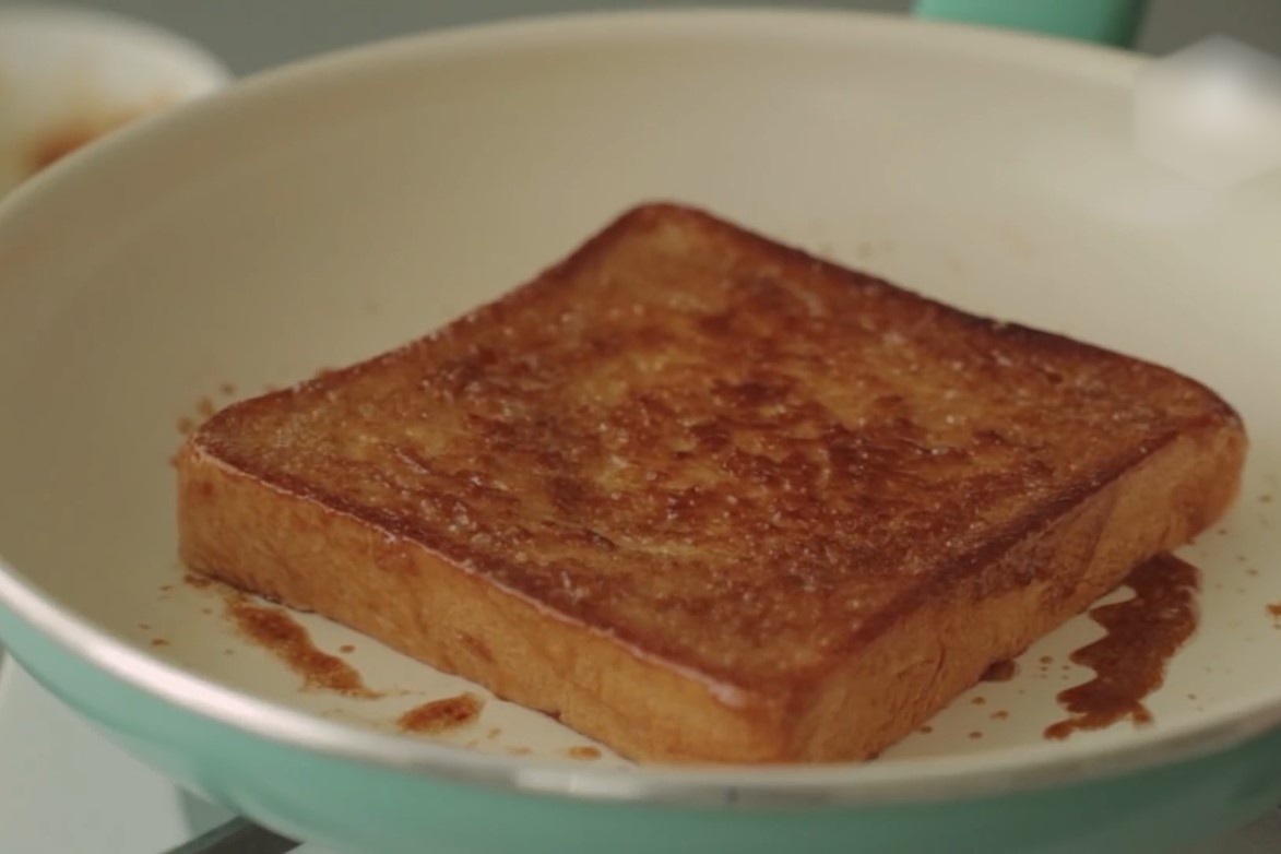 Lam sandwich bo duong bang chao cho bua sang hinh anh