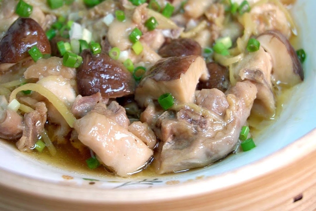 Mon ga hap nam huong cho bua com cuoi tuan hinh anh