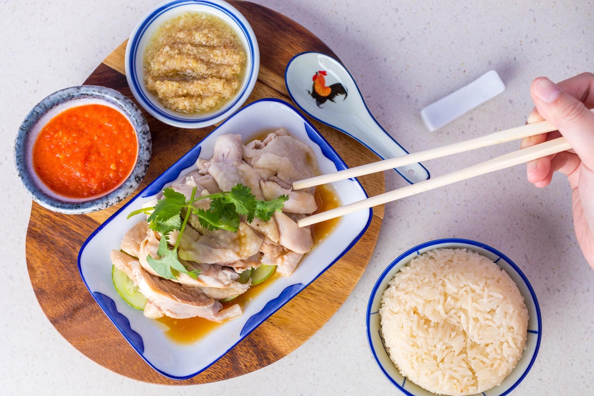 Cach lam com ga Hai Nam chuan vi Singapore hinh anh