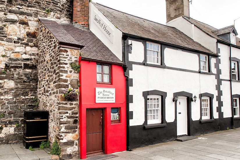 Ben trong ngoi nha 1,5 m2 o Anh hinh anh