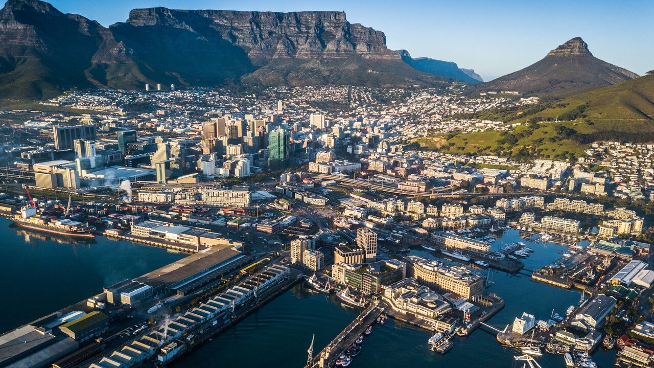 quoc gia mo cua va song chung voi Covid-19 anh 6