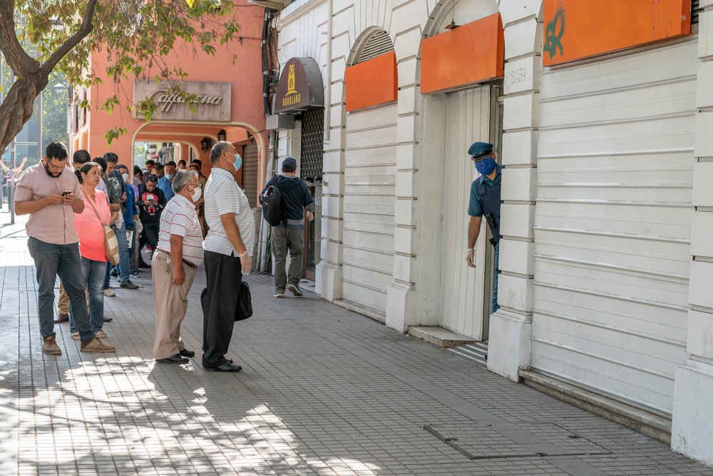 quoc gia mo cua va song chung voi Covid-19 anh 8