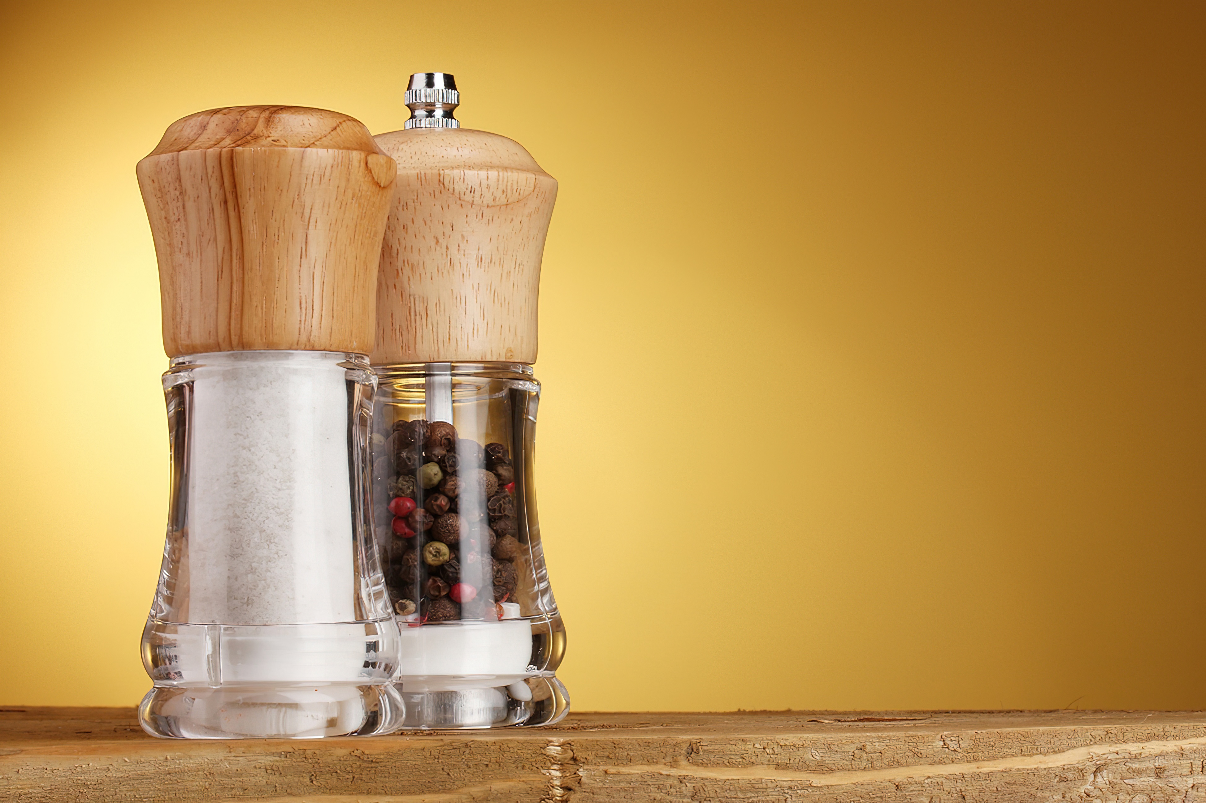 Ly do muoi va hat tieu thuong xuat hien tren ban an hinh anh