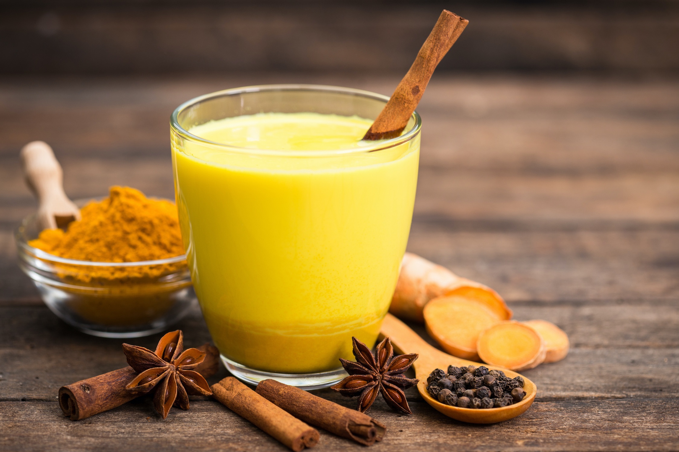 Nhung loi ich khong ngo khi uong sua nghe hinh anh