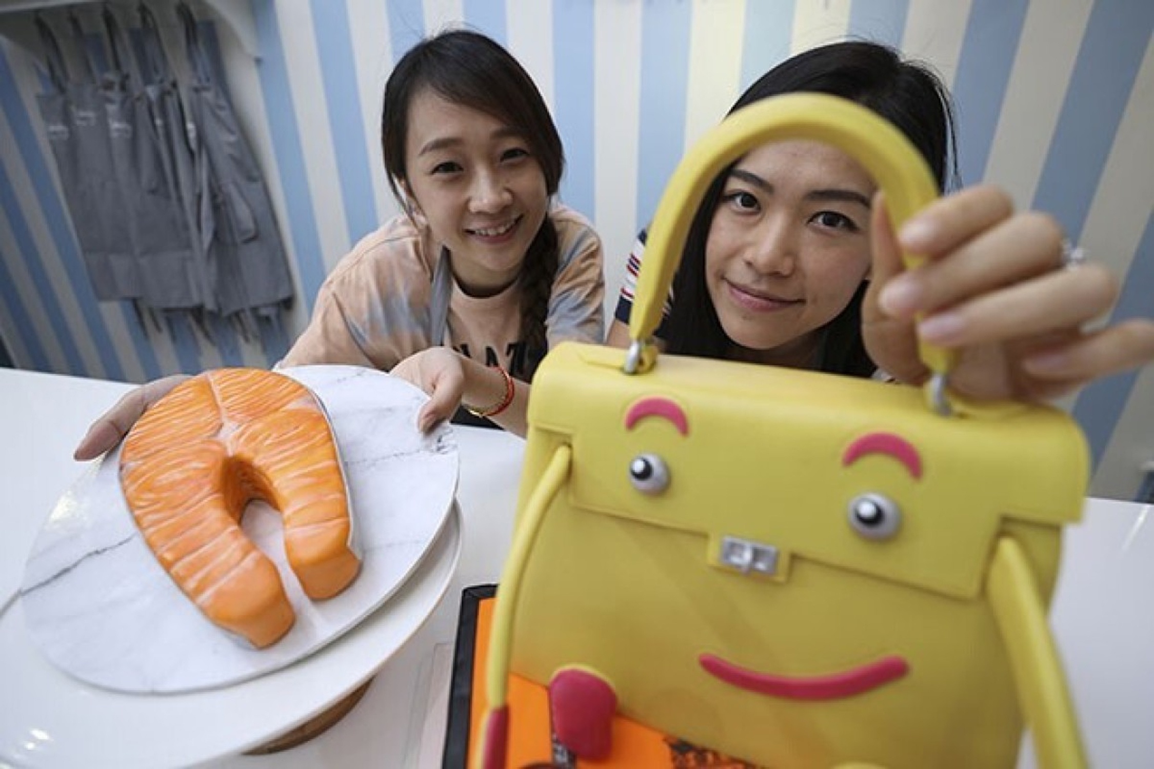 'Banh ao anh' gay sot o Hong Kong hinh anh