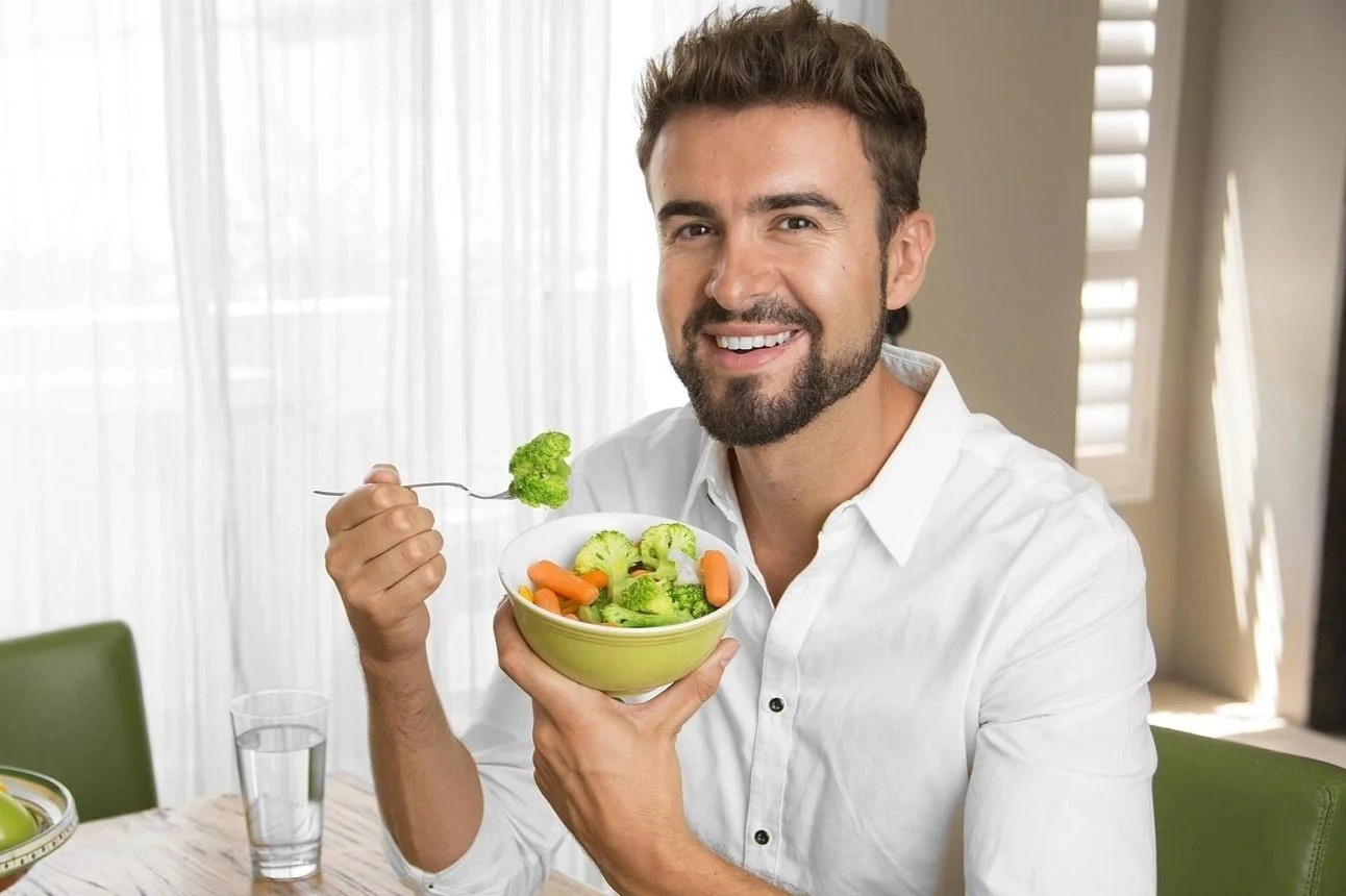 8 sieu thuc pham lam sach gan hinh anh