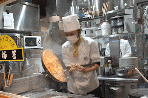 Man chien com dieu luyen cua dau bep Nhat hinh anh