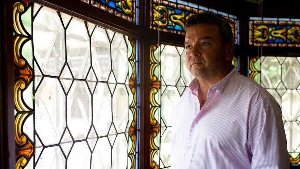 Luc luong vu trang cach mang
Colombia,  xung dot vu trang,  giao dich bat dong san anh 3