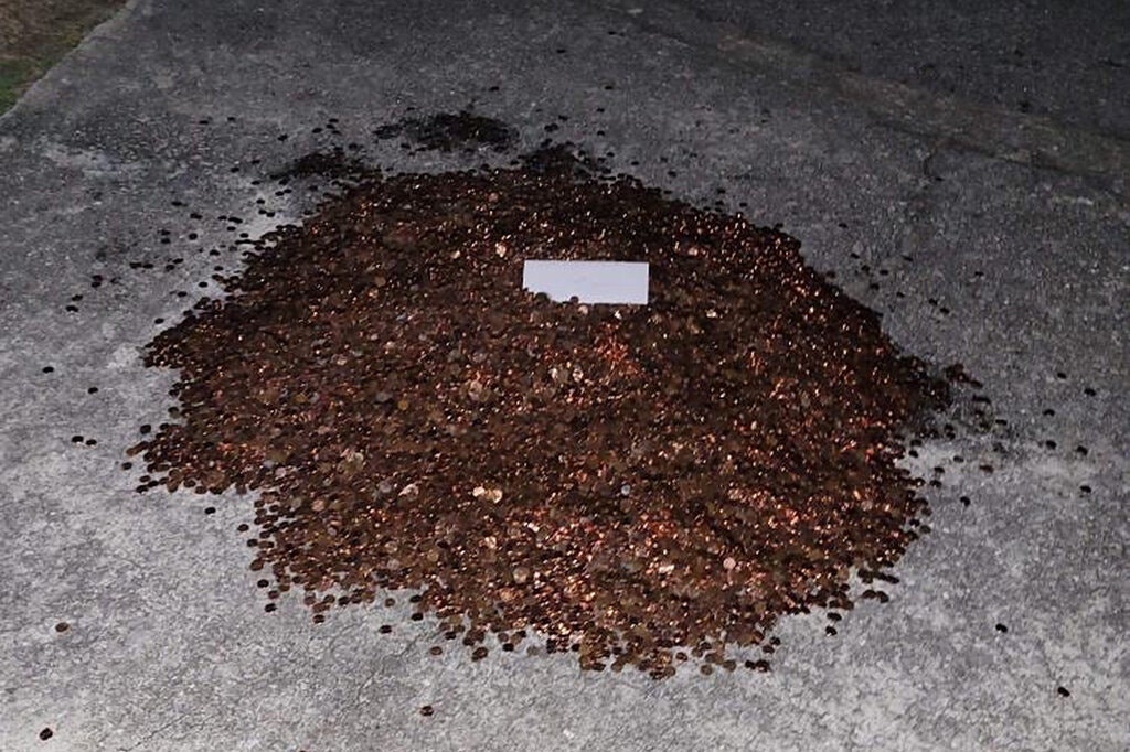 Tien luong tron dau,  xuong sua chua oto,  915 USD anh 1