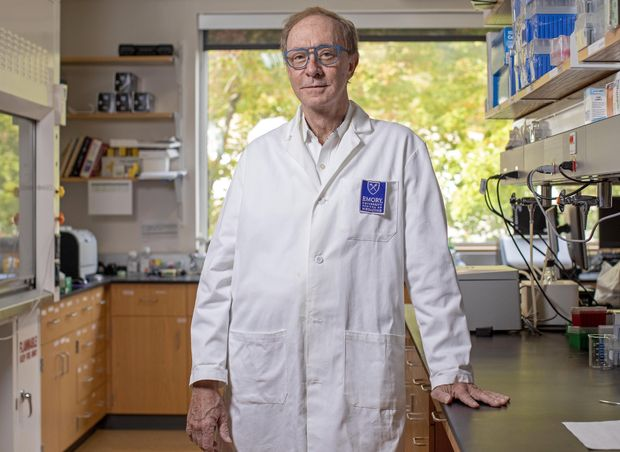 Molnupiravir,  Covid-19,  khang virus anh 3