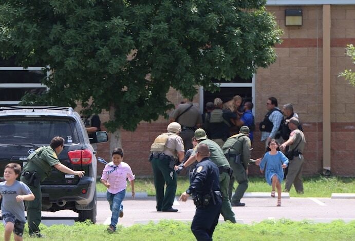 xa sung trong truong hoc,  My,  Salvador Rolando Ramos anh 2