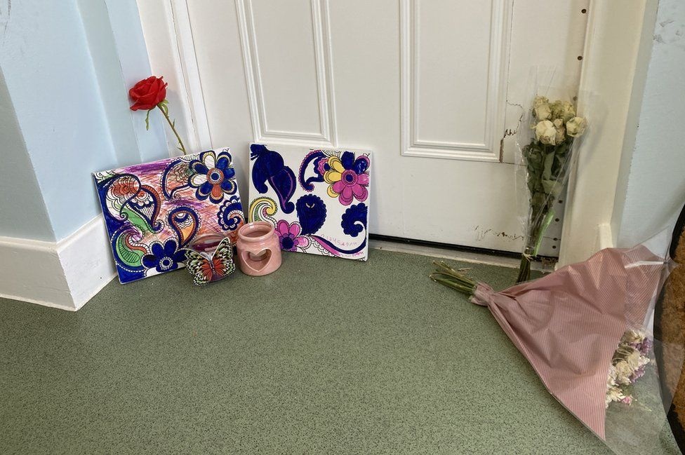 thi the,  chet tai nha rieng,  dot tu anh 1