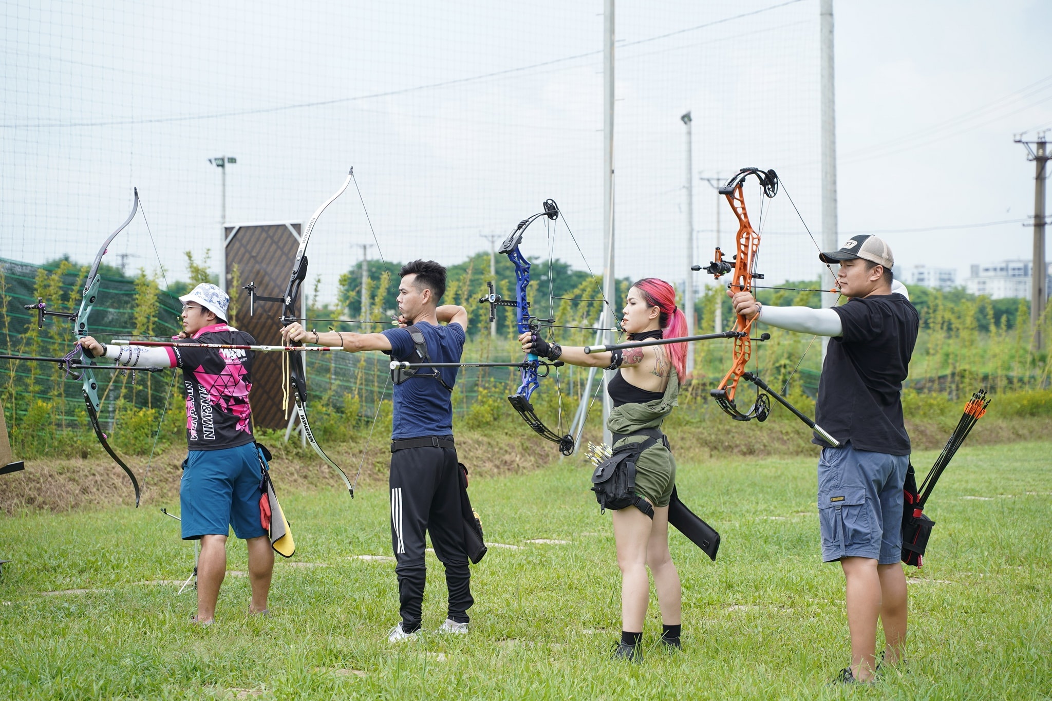 Hoat dong vui choi tai Ha Noi,  hoat dong the chat anh 1