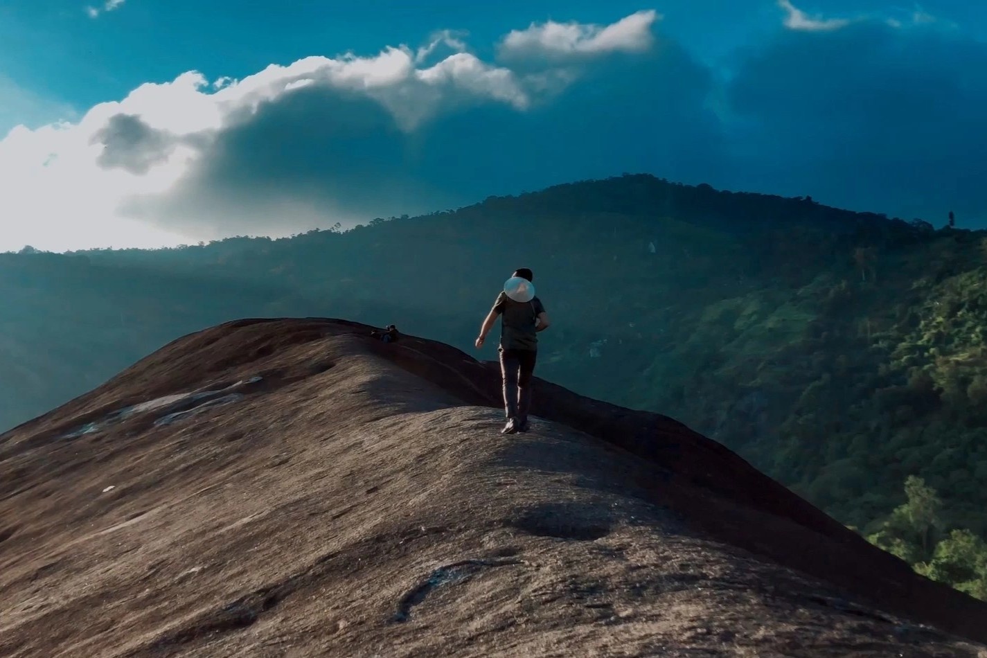 Truyen thuyet ve tang da nguyen khoi lon nhat Viet Nam hinh anh