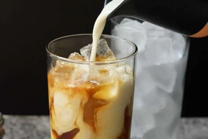 Tu lam cold brew macchiato ngon nhu ngoai hang hinh anh