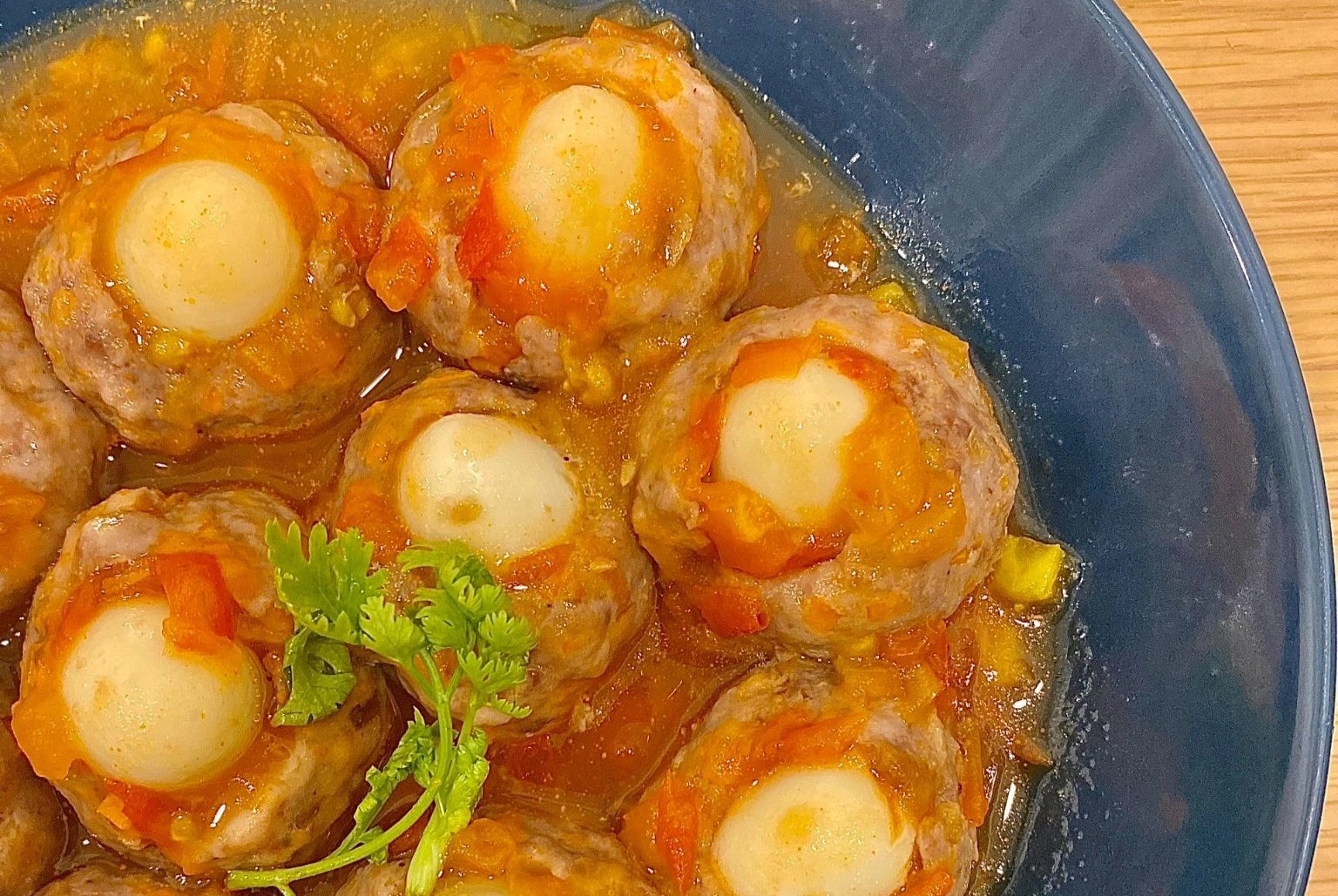 Cach lam xiu mai trung cut cho bua sang hinh anh