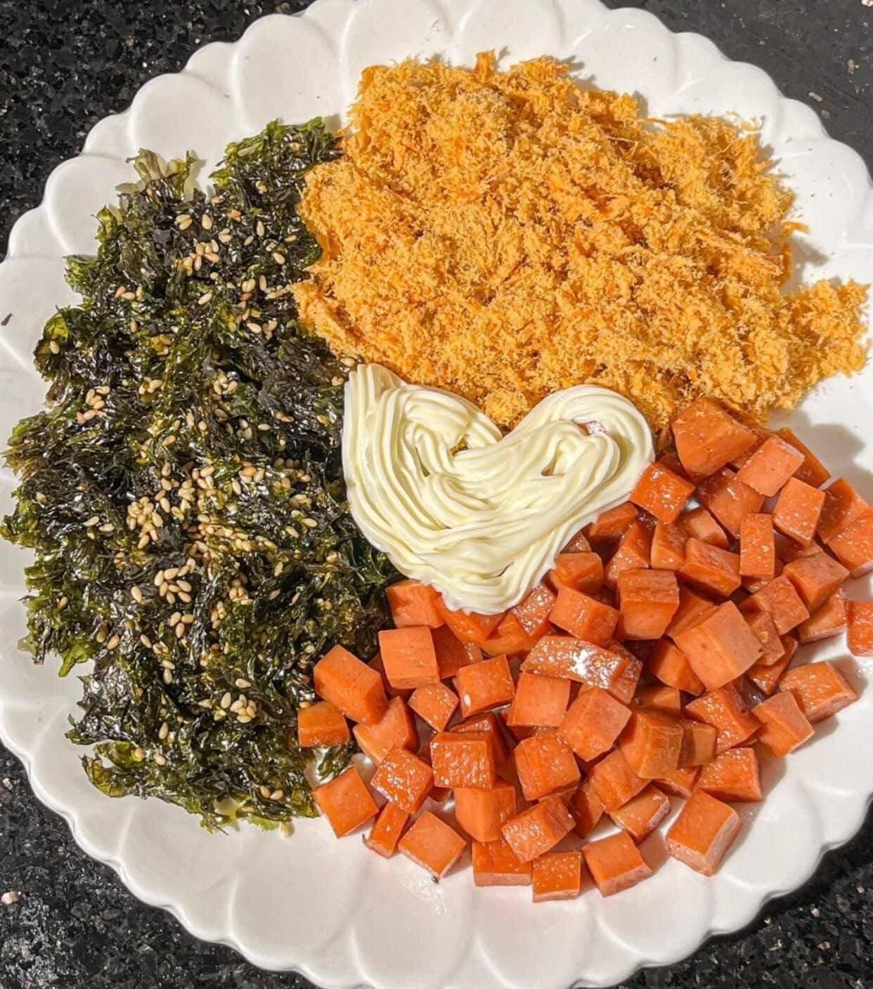 com nam rong bien anh 2