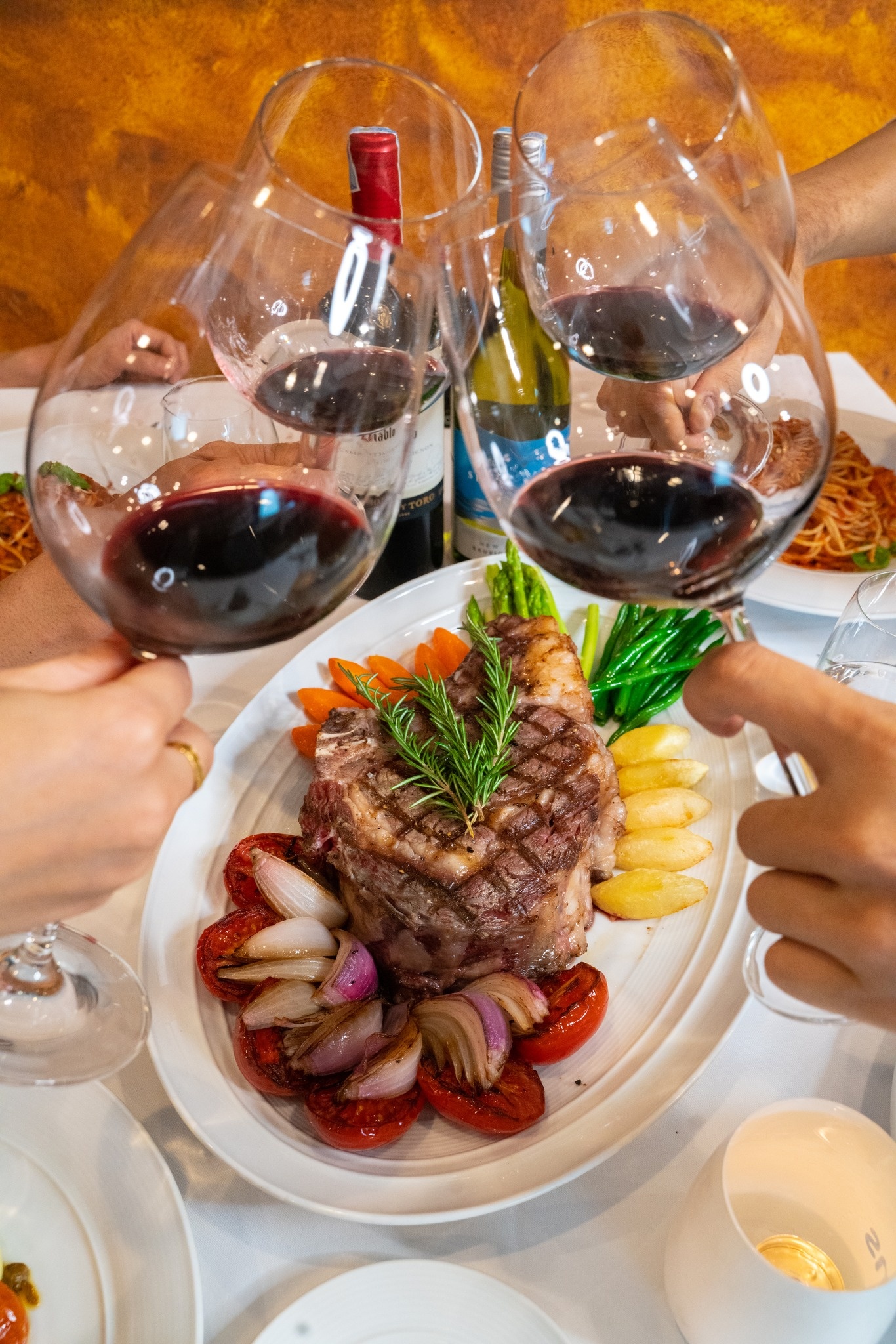 nhà hàng lãng mạn ảnh 2 nha hang lang man anh 2