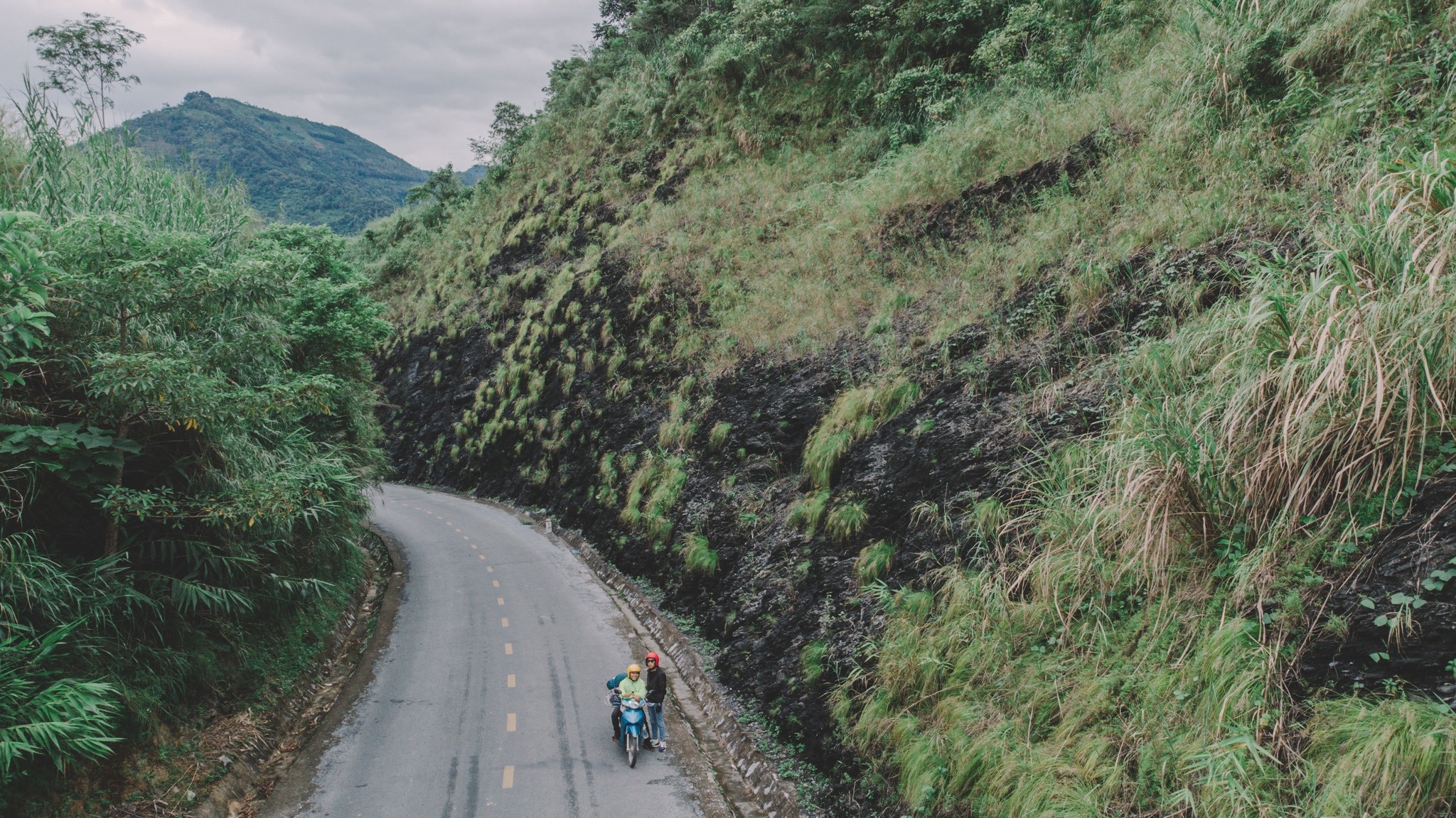 vung nui Dong Bac anh 9