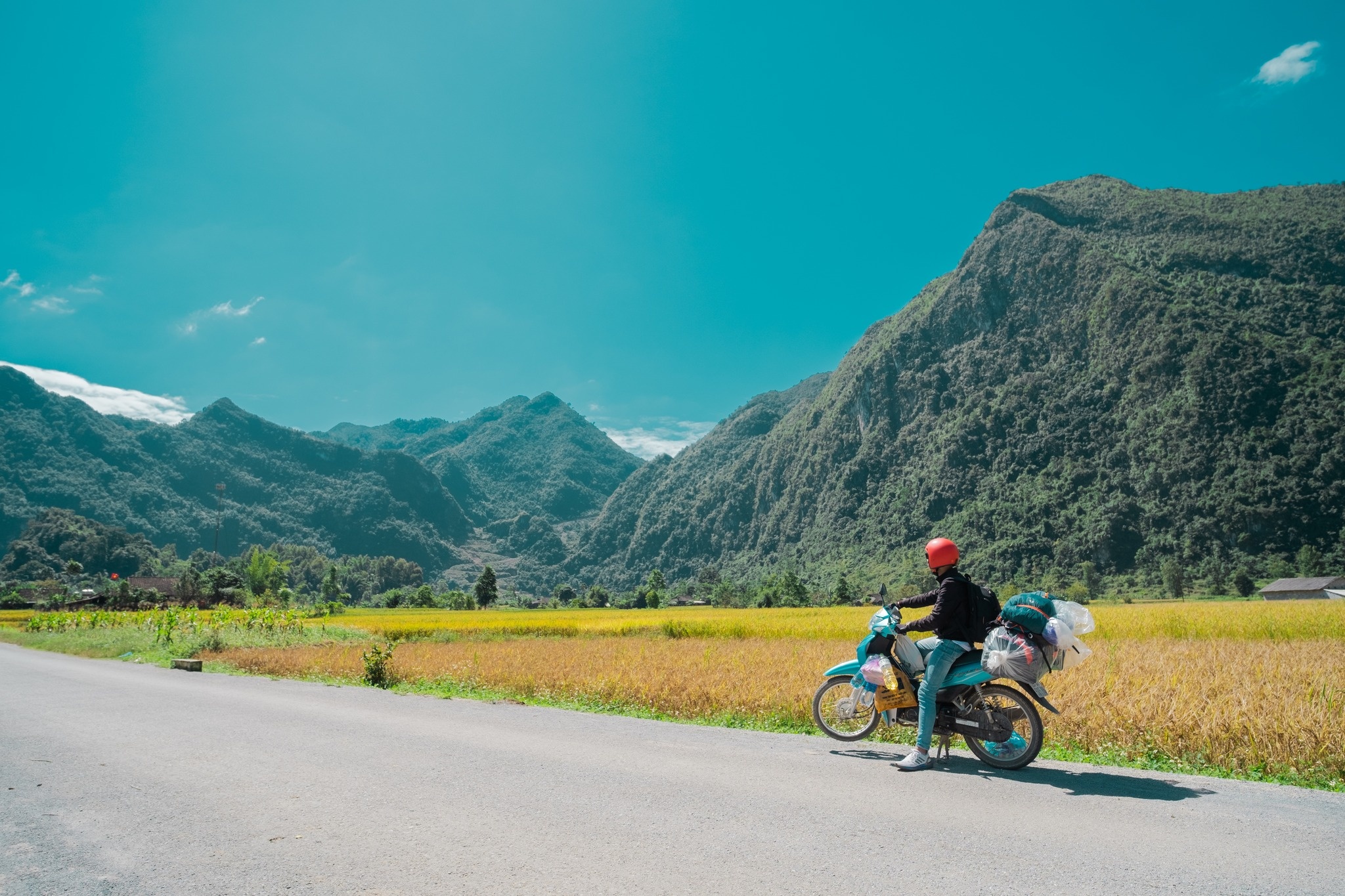 vung nui Dong Bac anh 11