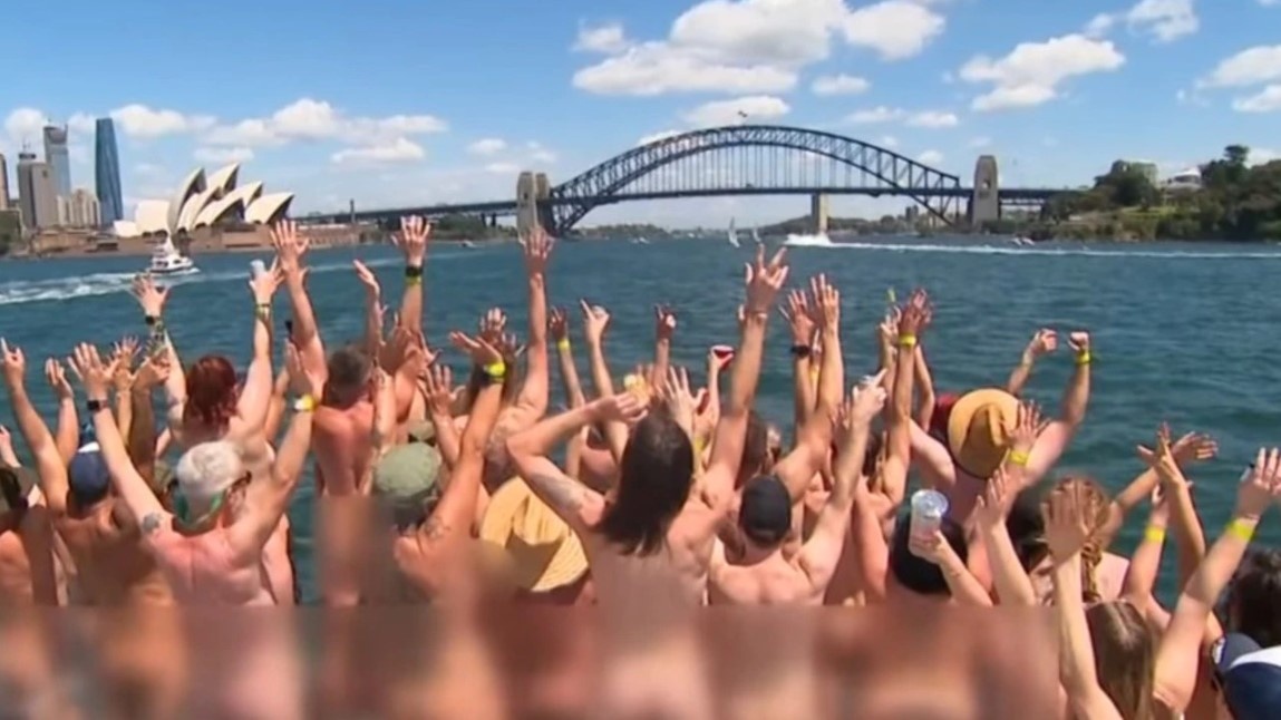 du thuyền khoả thân ảnh 2 du thuyen khoa than anh 2