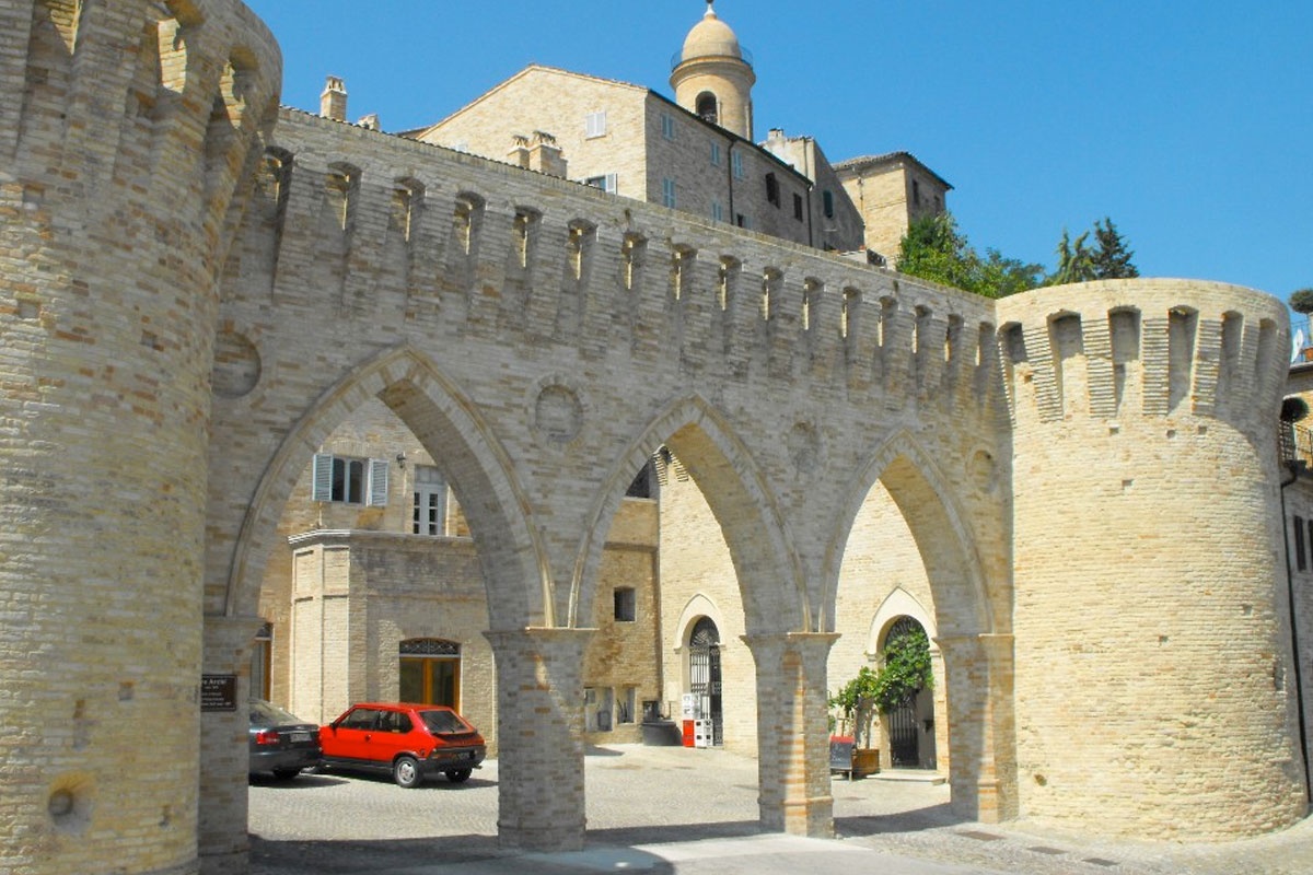 ngoi lang Italy anh 1