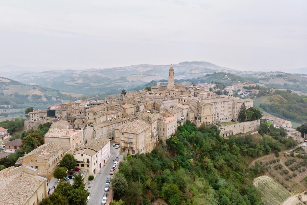 Thue tron ngoi lang o Italy chi voi 6,5 bang Anh/nguoi hinh anh
