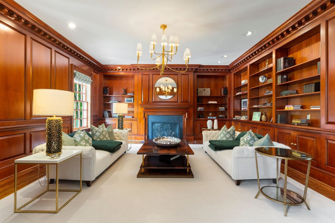 Ben trong biet thu 6,5 trieu USD cua nu ca si My hinh anh