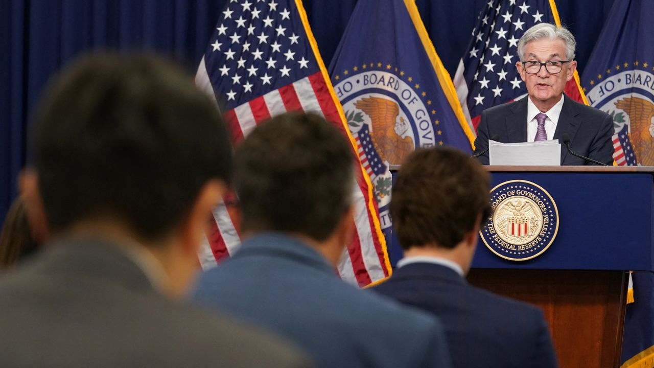 suy thoai toan cau anh 2