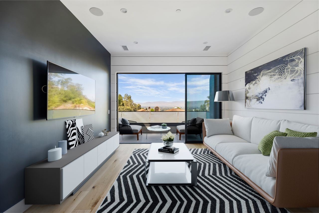 bat dong san noi tieng anh 4